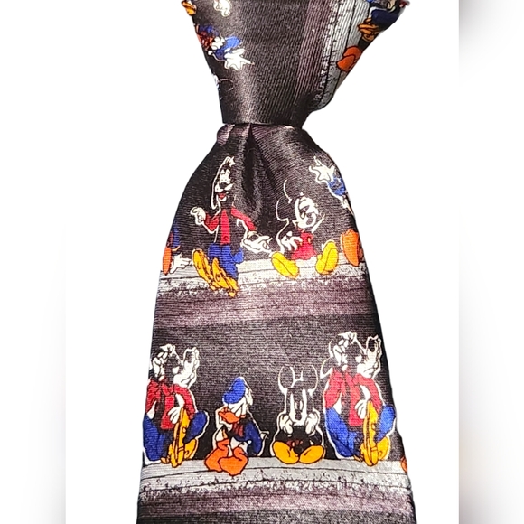Disney Tie Kids Necktie with Mickey Mouse, Donald Duck, and Goofy - Picture 1 of 5